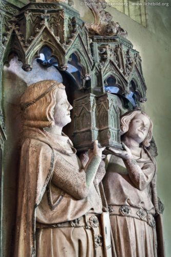 Epitaph der Stifter, Detail - Klosterkirche Cappenberg, Selm. Foto © Dietrich Hackenberg