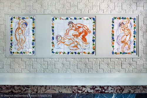 Tryptichon von Matisse im Hohenhof - Am Stirnband, Hagen - 1908 malte Henri Matisse für den Wintergarten ein Fliesentriptychon. Hagen. Foto © Dietrich Hackenberg
