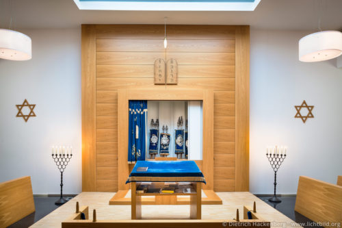 Thoraschrein in der Synagoge der Jüdischen Gemeinde Gelsenkirchen - Foto © Dietrich Hackenberg