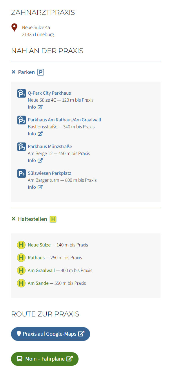 Screen Webseite Anfahrt mit Karte und aufgeklappten Infos zu Parken und Haltestellen