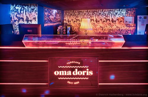 Tanzcafé Oma Doris, Reinoldistraße 2