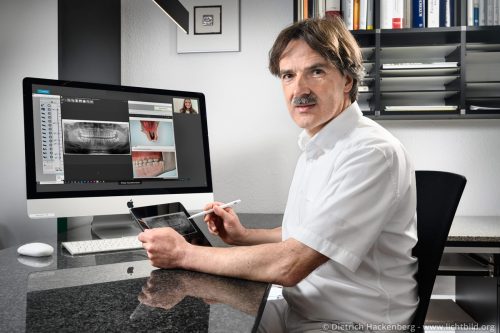 Die Videosprechstunde ist ein wichtiges Merkmal einer modernen Praxis. Zahnarzt und Fachzahnarzt Praxis Guntermann, Olpe