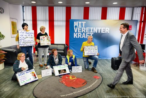 ver.di Handel NRW Tarifverhandlung 2023 - Einzelhandel in Düsseldorf